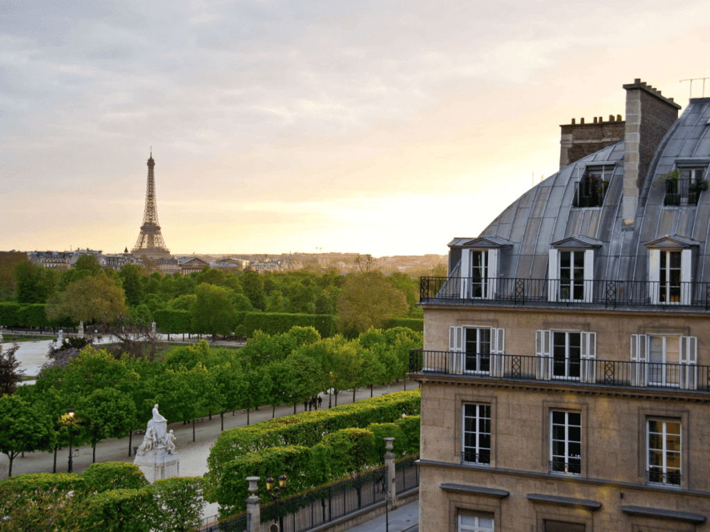 Hôtel Regina Louvre with Eiffel Tower Views from Hotel Room